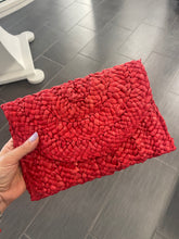 Summer Raffia Clutch