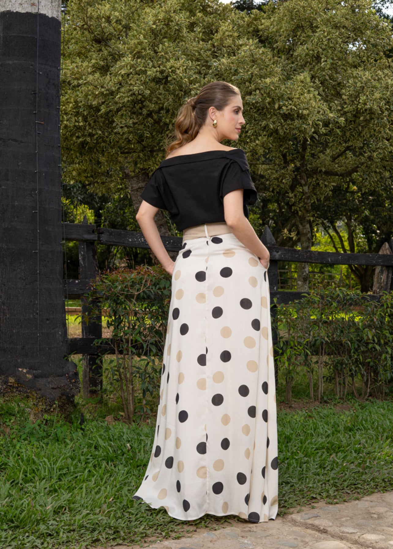 Julianne Black Skirt Set