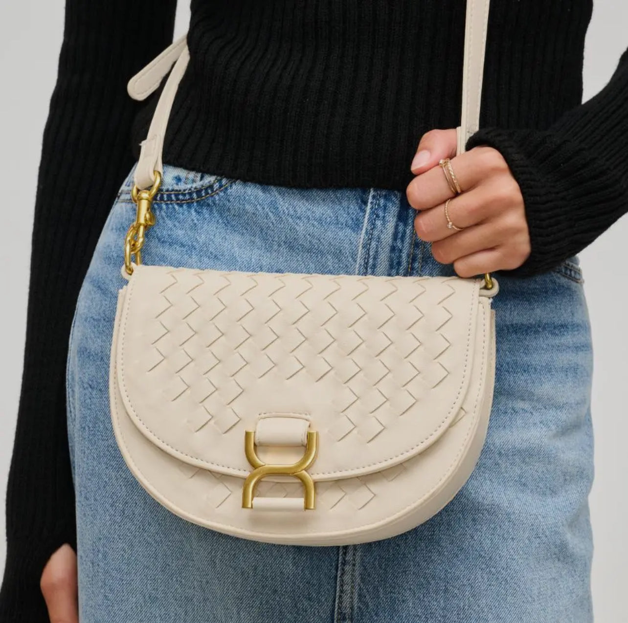 Alise Crossbody